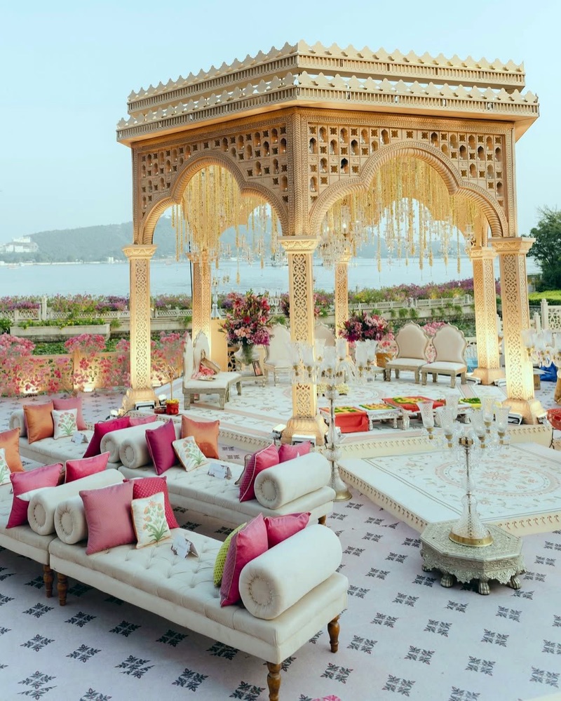 Destination Celebration 6